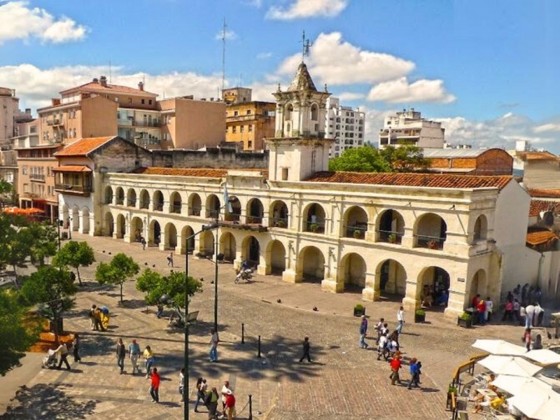 SALTA CON HUMAHUACA